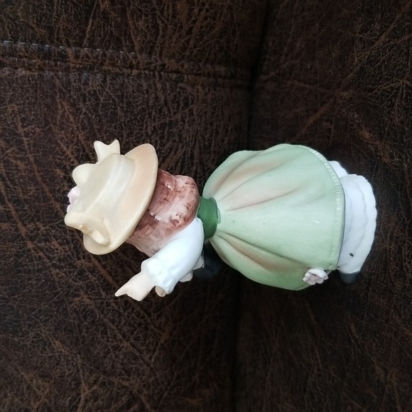 Vtg Adorable Little Green Dress Porcelain Baby Doll Figurine Made In Japan - Picture 8 of 12